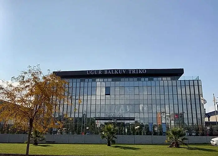 Uğur Balkuv Triko Dudullu Fabrika Beton Zemin Silim ve Parlatma Uygulaması